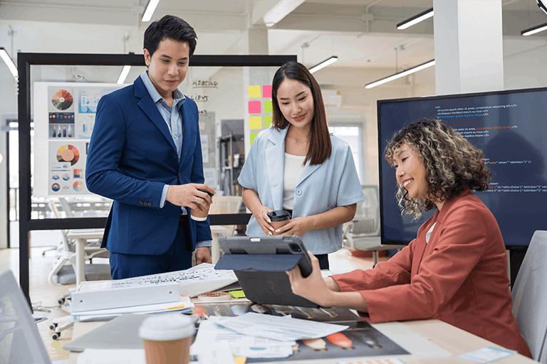 RFIとRFPの違いとは？発注前に知るべき目的・記載項目・回答期間の比較表